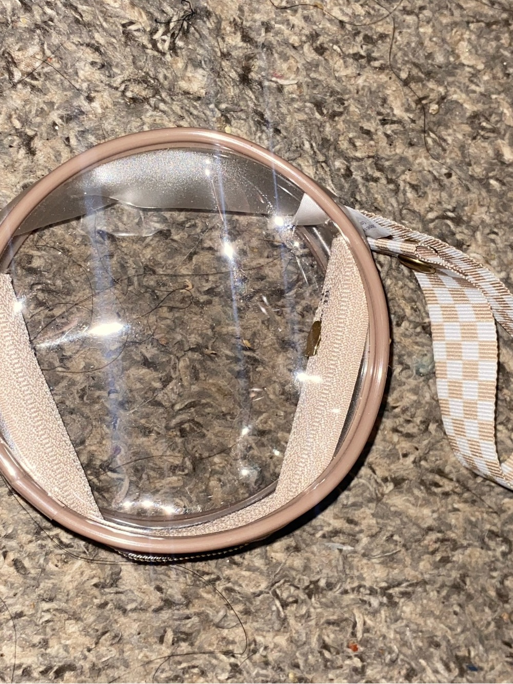 Clear round pouch